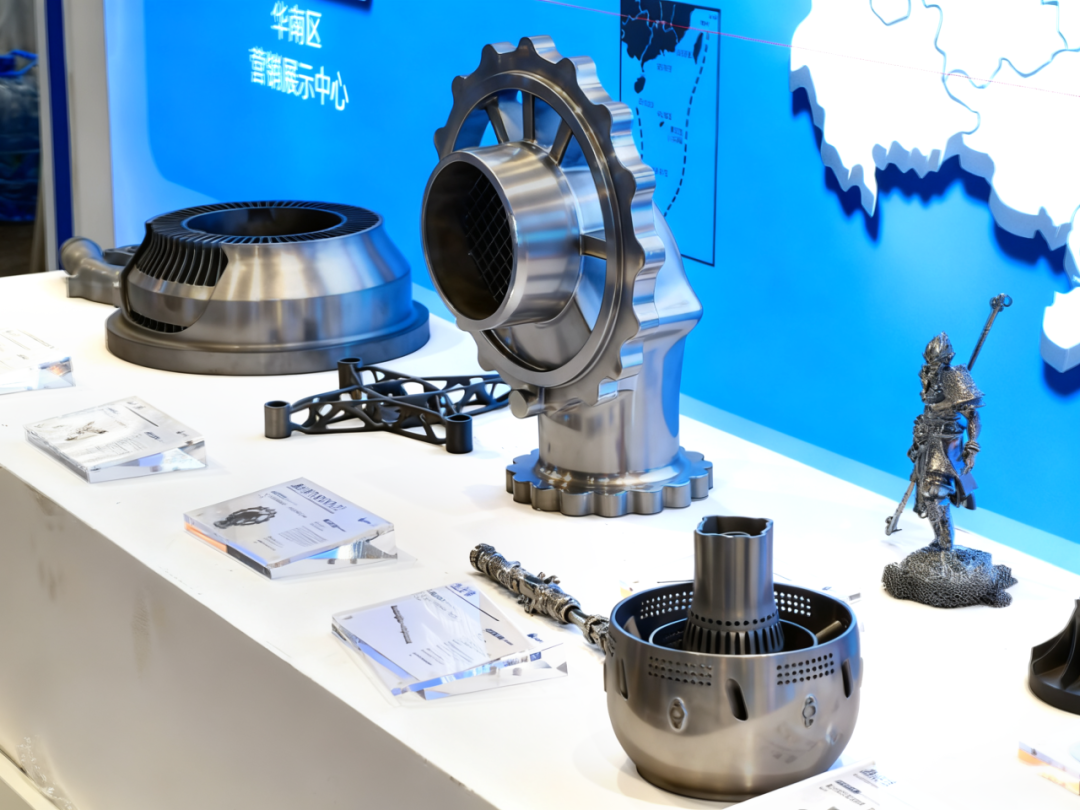 Complex aerospace manufacturing components